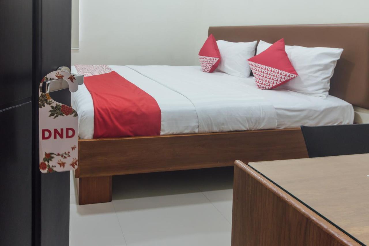 Clean & Comfort Homestay Ambon Exterior foto