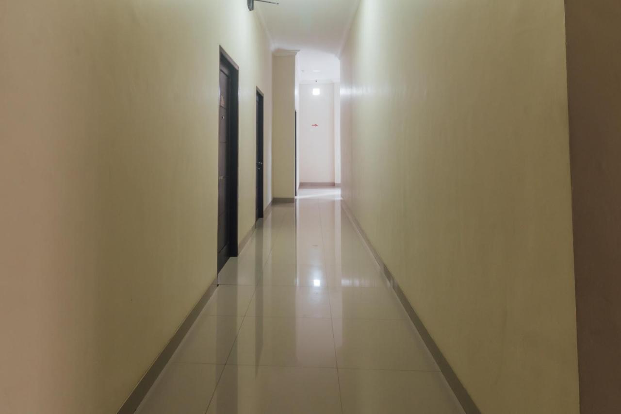 Clean & Comfort Homestay Ambon Exterior foto